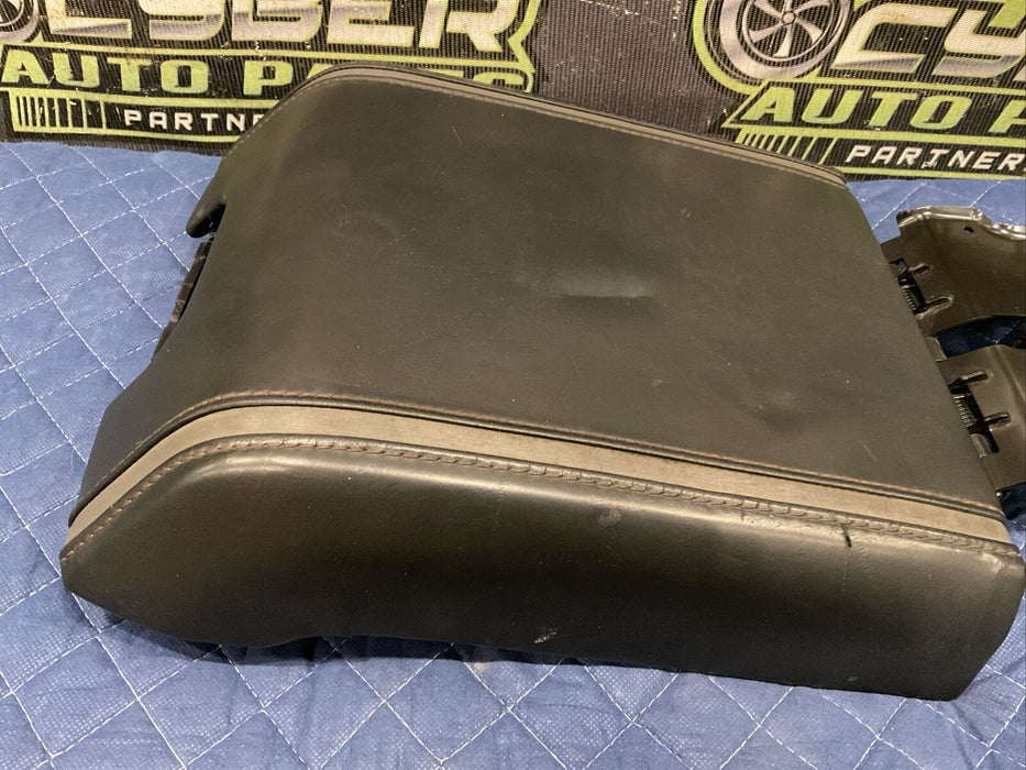 2017 FORD F250 F350 PLATINUM CENTER CONSOLE ARM REST LID OEM~COSMETIC DAMAGE~