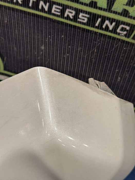 2017-2019 FORD F250 F350 F450 LEFT CAB CORNER METALLIC WHITE (UG) OEM {READ}