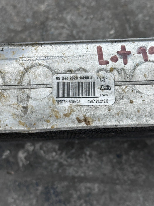 2021 AUDI R8 5.2L V10 REAR RIGHT RADIATOR OEM *DAMAGES/READ*