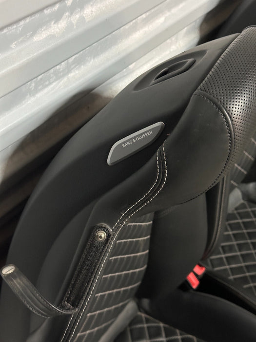 2017 2018 AUDI R8 PLUS SYPDER OEM GENUINE DIAMOND STITCHED SPORT SEATS