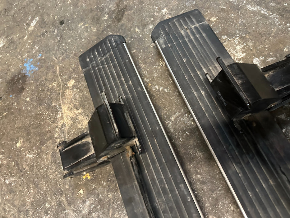 2017-2021 FORD F250 F350 LEFT RIGHT POWER RUNNING BOARDS PAIR FACTORY OEM