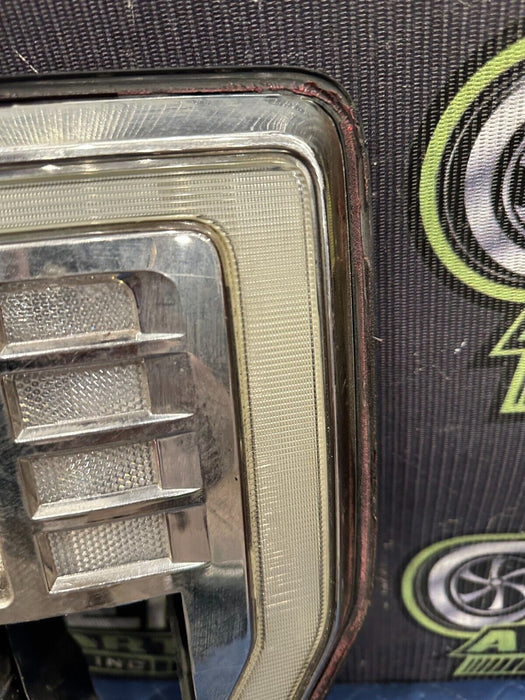 2017- 2019 FORD F250 F350 F450 PASSENGER RIGHT LED TAIL LIGHT OEM *PARTS ONLY*