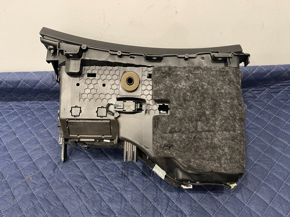 2019 MERCEDES BENZ E63S AMG FRONT DASH GLOVE BOX STORAGE COMPARTMENT OEM