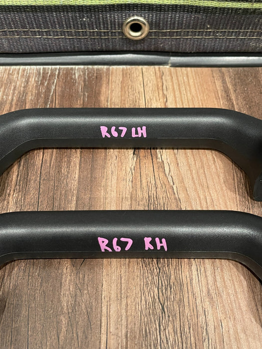 2021 FORD F350 F450 REAR LEFT & RIGHT INTERIOR B PILLAR GRAB HANDLES OEM