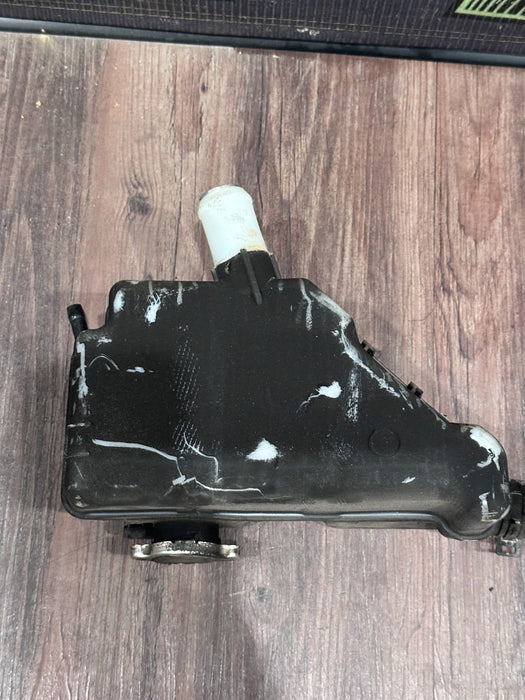 2023 FORD F250 F450 6.7L DIESEL COOLANT TANK RESEVOIR W HOSE OEM LC34 8C045 CA