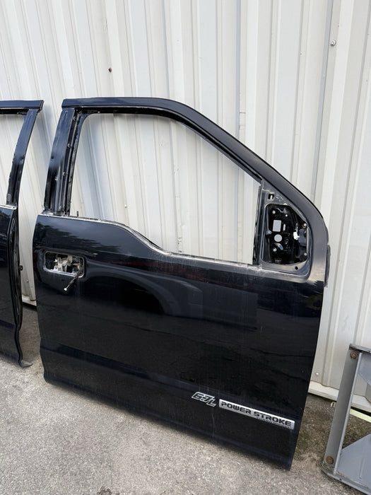 2017 2022 FORD F250 F350 F450 FRONT RIGHT DOOR SHELL AGATE BLACK (UM) OEM