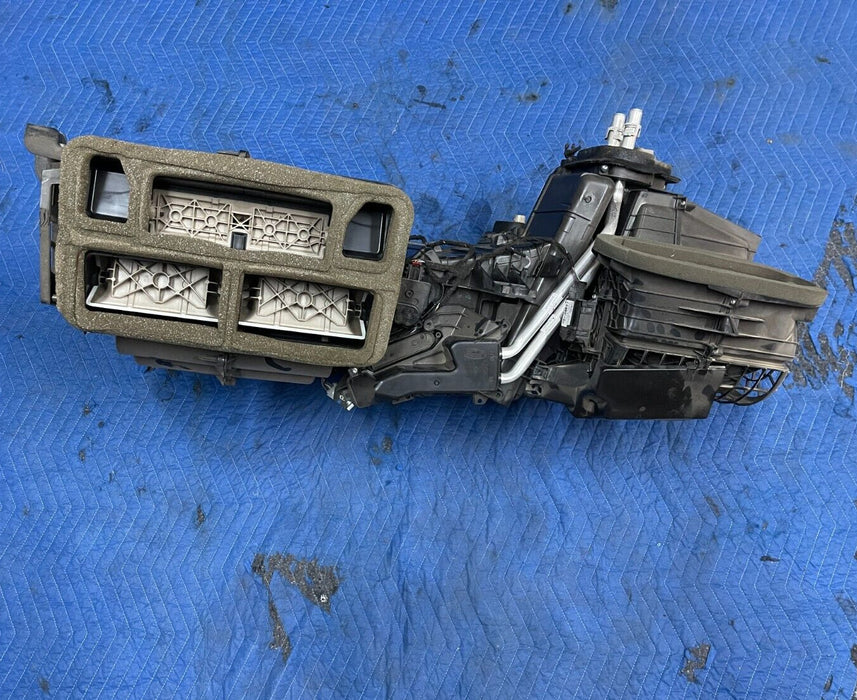 2017-2019 FORD F250 F350 DIESEL 6.7L HEATER CORE BOX HVAC OEM GL3H-19B555-FV