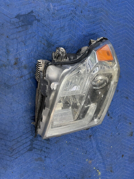 2016 2017 2019 NISSAN TITAN XD V8 DIESEL FRONT RIGHT PASSENGER HEADLIGHT OEM