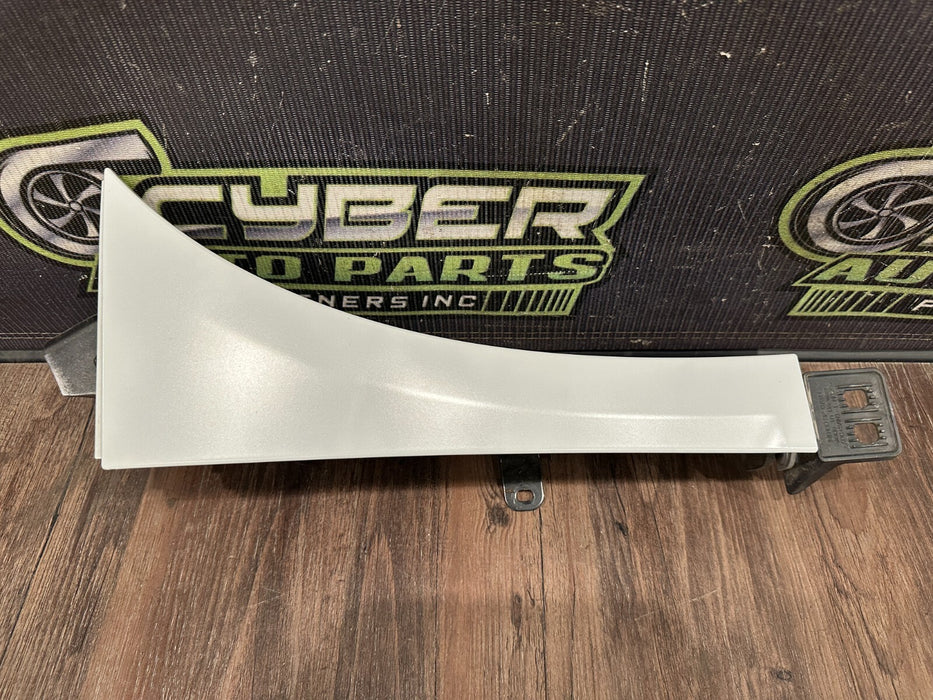 2017-18 AUDI R8 SPYDER WHITE PASSENGER RIGHT FENDER PANEL W FOAM ASSEMBLY OEM