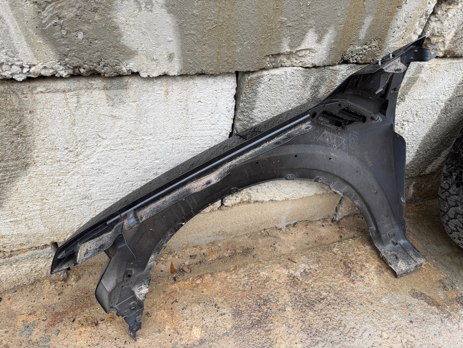 2019 FORD F150 RAPTOR  PASSENGER FENDER ASSEMBLY BLACK 2017-2020 *NO DAMAGE*