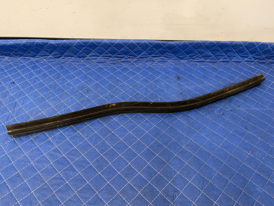 2017-2022 FORD F250 F350 PLATI REAR PASSENGER RIGHT DOOR WEATHER STRIP SEAL OEM