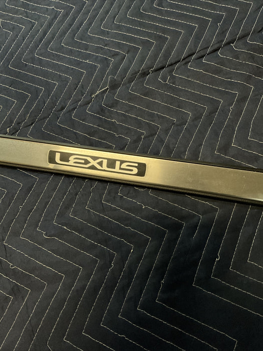 2015 LEXUS RC-F KICK PLATE RH PASSENGER SIDE