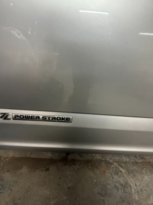 2017-2019 FORD F250 F350 F450 FRONT LEFT DRIVER DOOR SHELL OEM (PAINT CODE:UX)