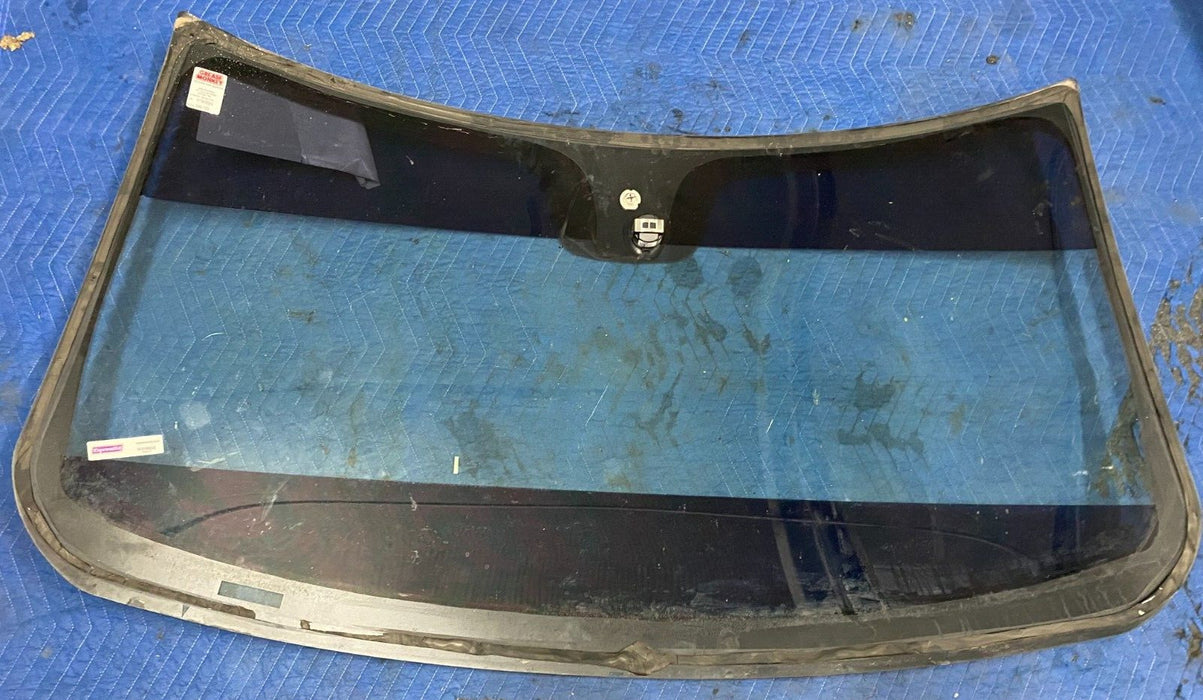 2017 DODGE RAM 3500 LIMITED LONGHORN FRONT WINDSHIELD GLASS OEM *LOCAL PICK UP*