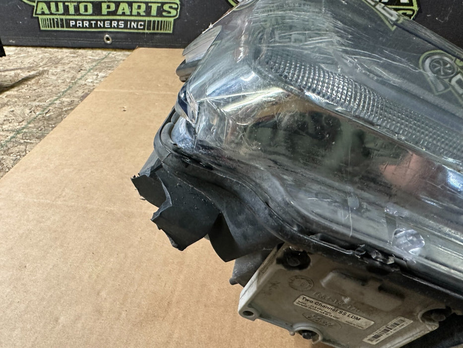 2017 2018 2019 FORD F250 F350 F450 RIGHT HEADLIGHT LED OEM W MODULE DAMAGE* READ