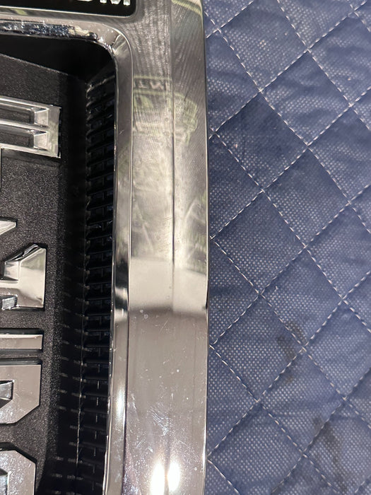 2017 2020 FORD F450 PLATINUM PASSENGER RIGHT CHROME FENDER EMBLEM BADGE OEM