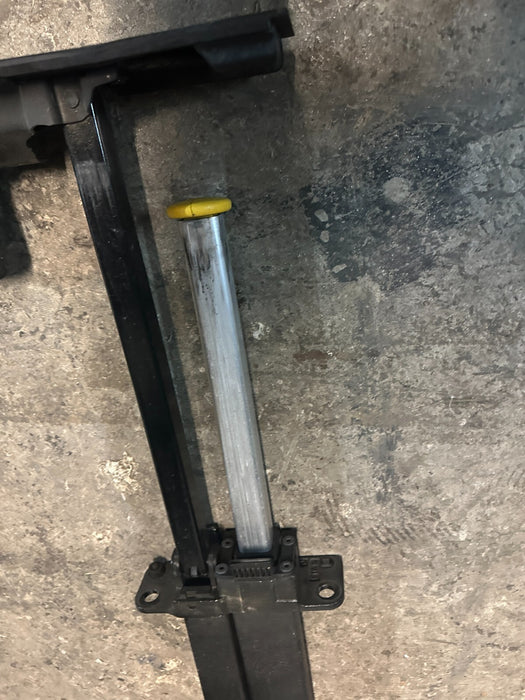 2017 2018 2019 FORD F250 F350 F450 TAILGATE STEP ASSEMBLY FL3Z-99402A48-AB