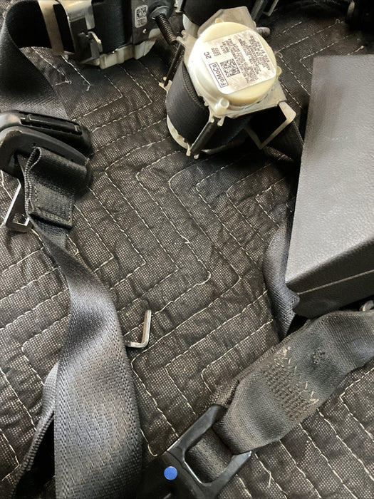 2018 FORD F250 F350 F450 PLATINUM REAR SEATBELTS SEATBELT BLACK OEM (3)