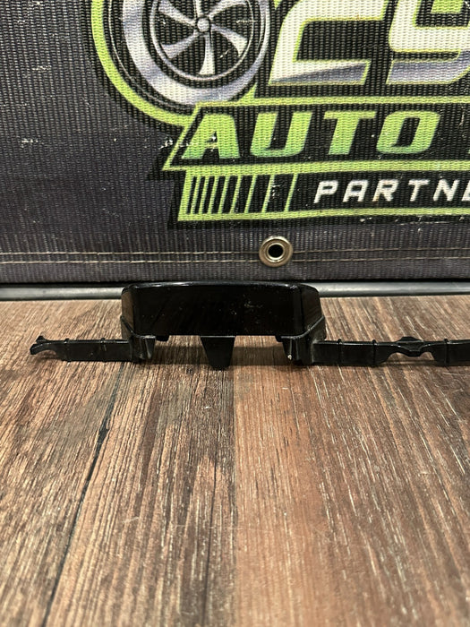 2024 FORD F350 GRILLE LEFT RIGHT TRIM PIECES OEM PC3B-8200 / PC3B-8200-D