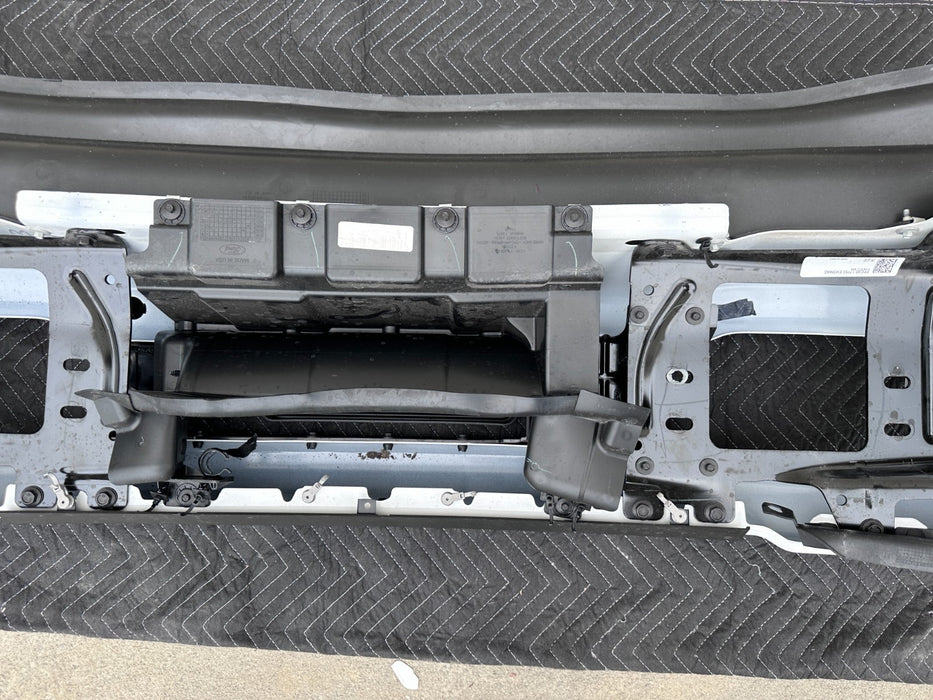 2023 2024 2025 FORD F250 F350 PLATINUM FRONT BUMPER ASSEMBLY STAR WHITE OEM