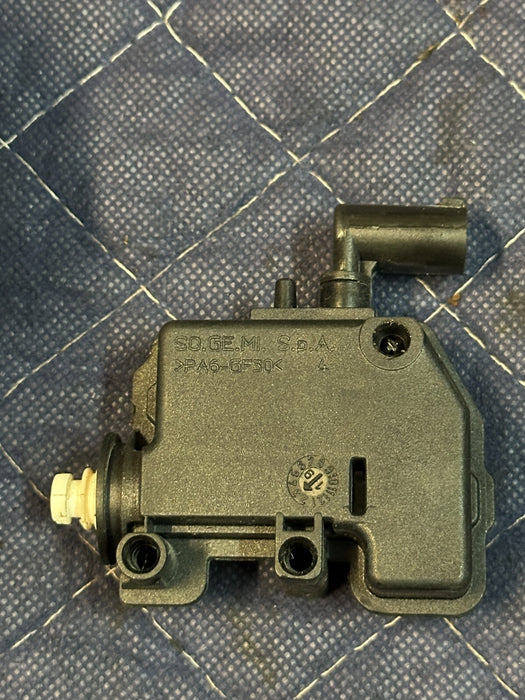 2020 BMW M4 F82 FUEL FILLER DOOR LOCK ACTUATOR OEM 7 270 792 17337010