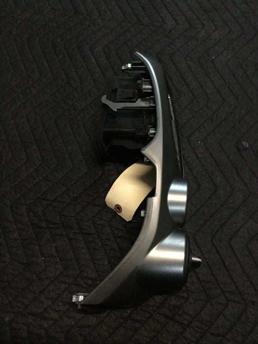 2016 NISSAN TITAN XD DRIVER CENTER AIR VENT WITH TRIM PANEL Lot 25