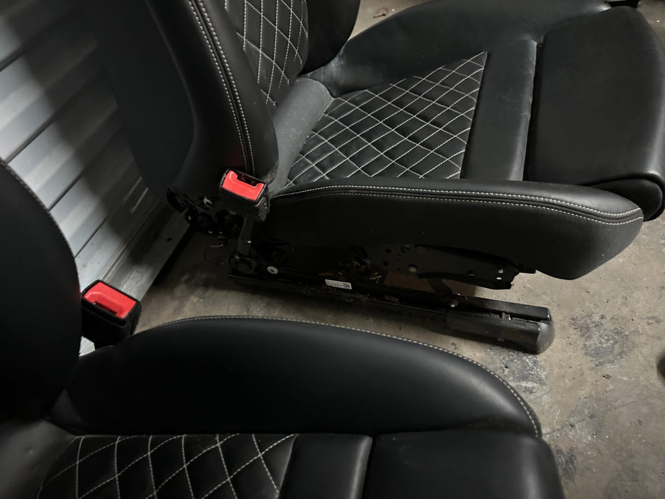 2017 2018 AUDI R8 PLUS SYPDER OEM GENUINE DIAMOND STITCHED SPORT SEATS