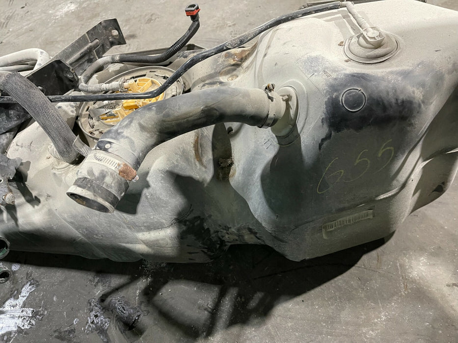 2018 DODGE RAM 3500 LARAMIE 4X4 6.7L DIESEL FUEL TANK ASSEMBLY OEM 62K MILES