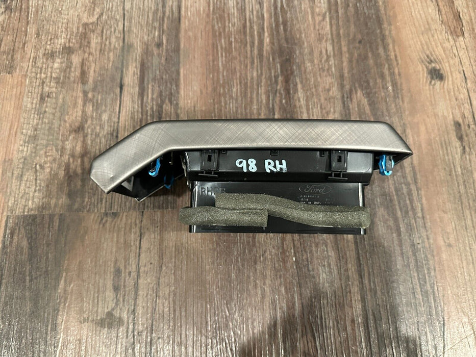 2017-19 FORD F250 F350 F450 LIMITED PASSENGER RIGHT DASH DASHBOARD AIR VENT OEM