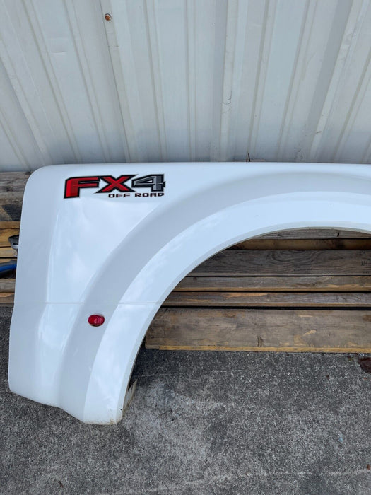 2020-2022 FORD F350 F450 RIGHT DUALLY BED SIDE FENDER FLARE STAR WHITE *AZ* OEM