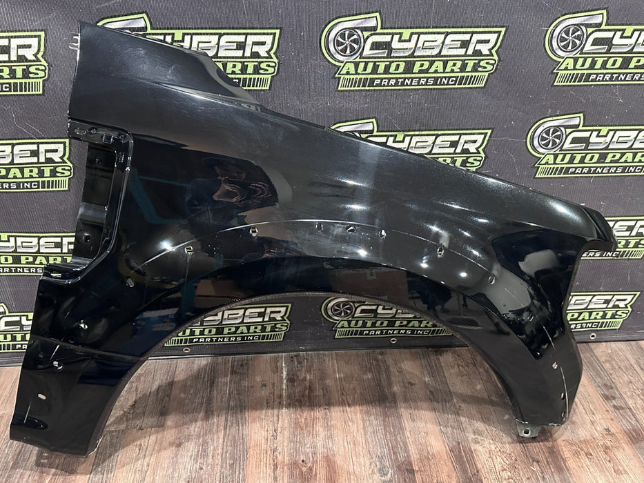 2020-22 FORD F450 DUALLY PASSENGER RIGHT FENDER AGATE BLACK (UM) OEM *LOCAL P.U*