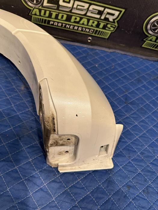 2017-2019 FORD F450 DUALLY LEFT FENDER FLARE OEM (UG) *PAINT CHIPS 5-7