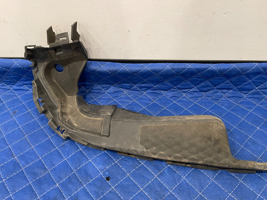 2017 MERCEDES-BENZ C63 AMG CONV RADIATOR SUPPORT AIR DUCT OEM A 205 505 36 30
