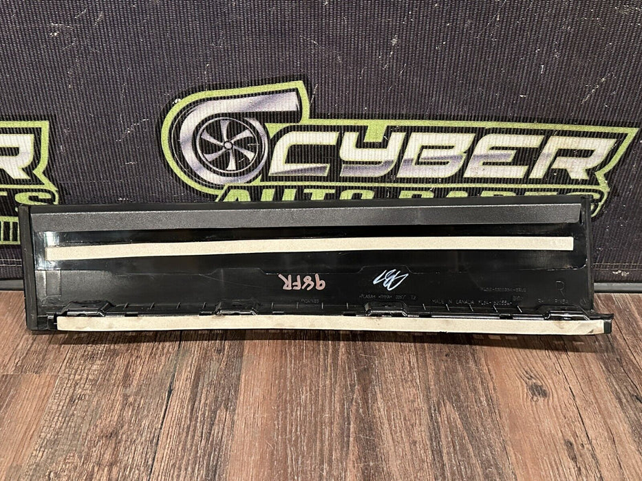 2017-19 FORD F250 F350 F450 FRONT RIGHT GLOSS BLACK B PILLAR DOOR TRIM OEM *READ