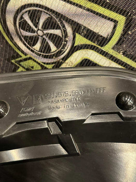 2014 PORSCHE 911 TURBO S RIGHT TURBO COOLING AIR FLOW VENT OEM 991.575.560.00