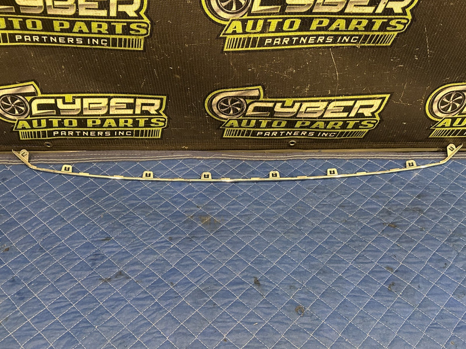 2017-2019 FORD F250 F350 F450 LIMITED GRILLE LOWER TOP TRIM OEM *SL WEAR #8*