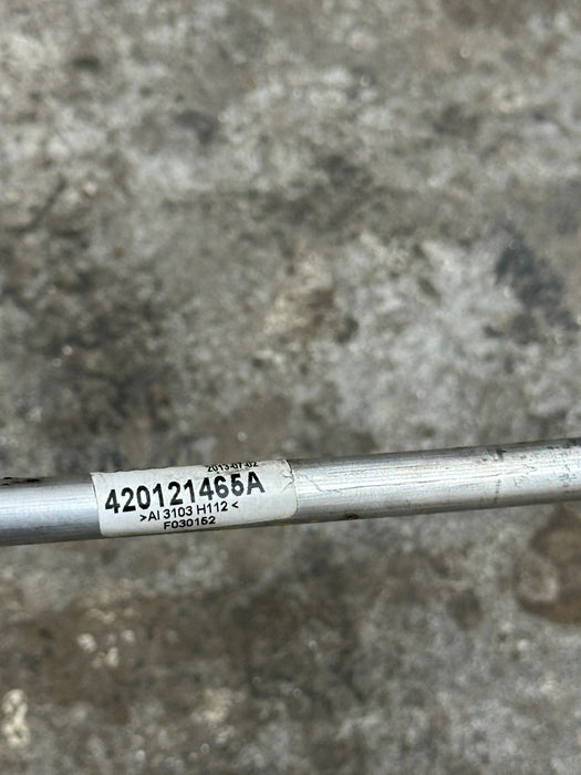 2014 AUDI R8 5.2L V10 CENTER VENT TUBE BREATHER LINE 420 121 465 A