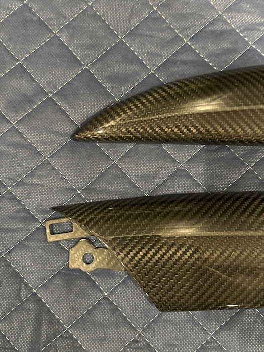 2014 AUDI R8 SPYDER LEFT RIGHT CARBON FIBER DOOR PANEL TRIM MOULDING 420 867 410