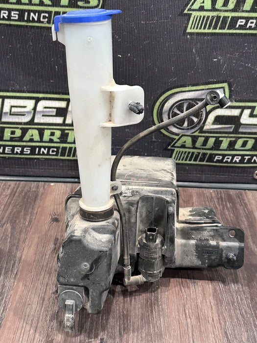 2017 2024 FORD F250 F350 WINDSHIELD WASHER RESEVOIR TANK W/LINE HC3B-17B613-AH