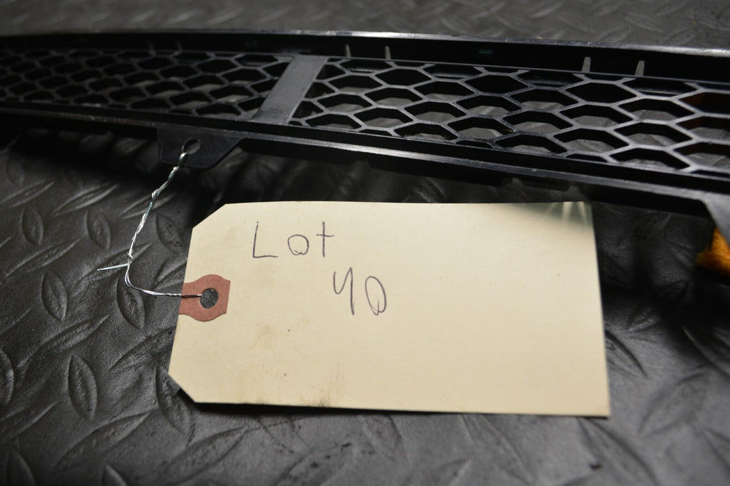 2017 2018 AUDI R8 REAR BUMPER CENTER GRILLE OEM GENUINE