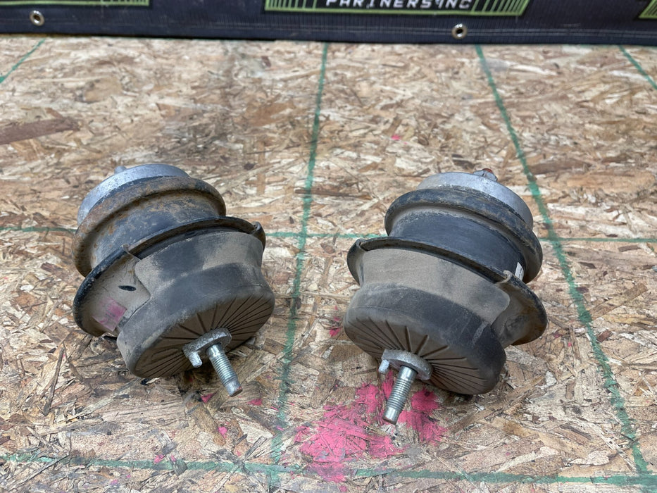 2013 INFINITI G37 ENGINE MOUNT PAIR LEFT RIGHT OEM 2009-2015 Q60