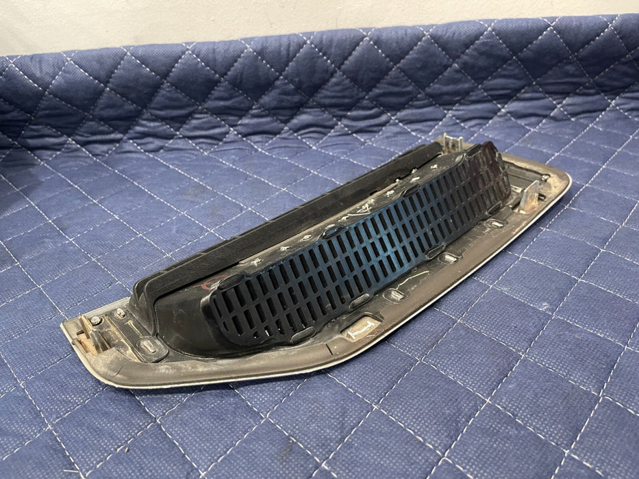 2017-2019 FORD F350 XL DRIVER LEFT FENDER EMBLEM BADGE OEM HC3B-45000A73