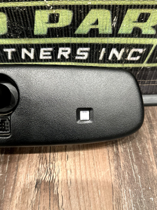 2016-2019 NISSAN TITAN/XD FRONT WINDSHIELD REAR VIEW MIRROR OEM