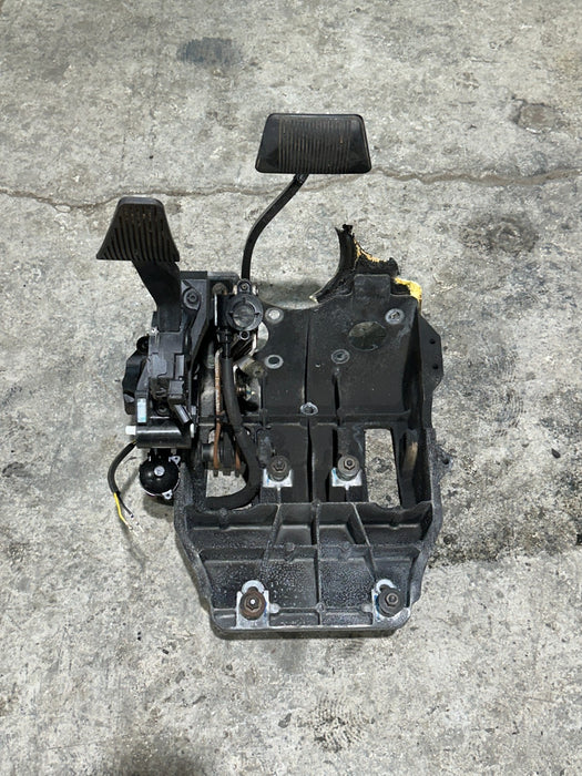 2015 DODGE RAM 2500 ACCLERATOR GAS BRAKE PEDAL ASSEMBLY OEM