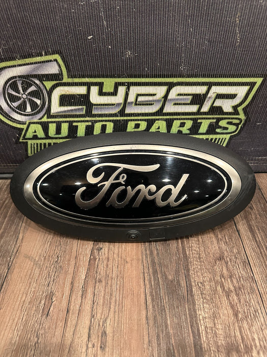 2023-2024 FORD F250 FRONT GRILLE EMBLEM W CAMERA ASSEMBLY OEM *SCUFFS #4*