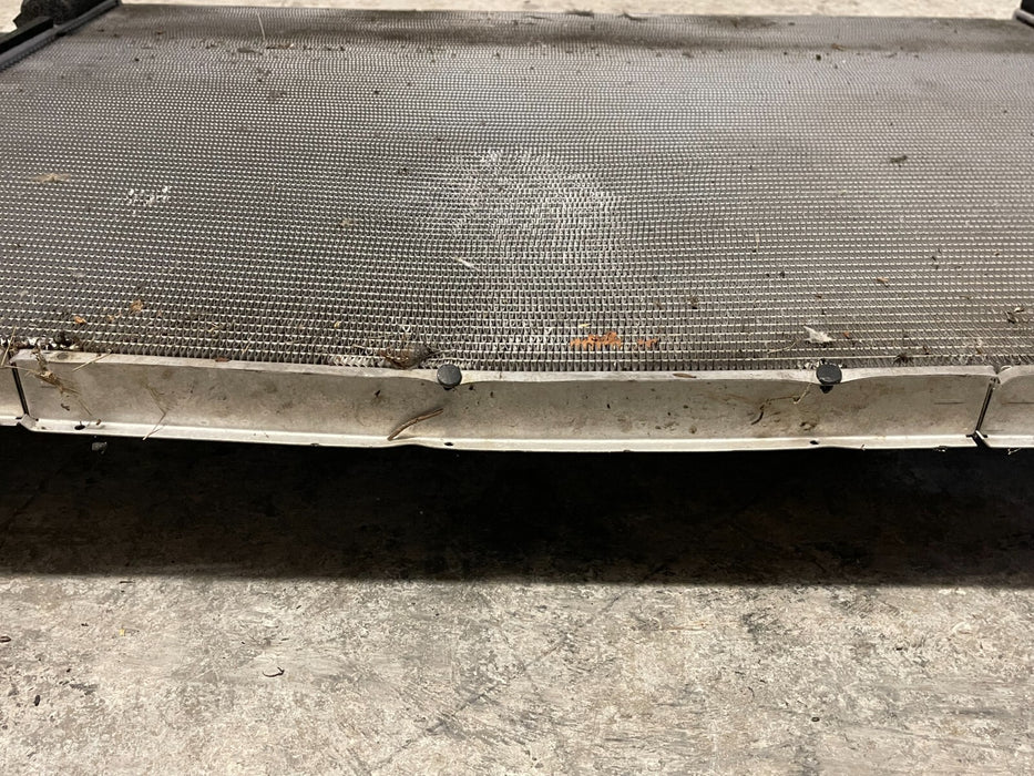 2017-2019 FORD F250 F350 6.7L DIESEL SUPERDUTY RADIATOR OEM *BENT*