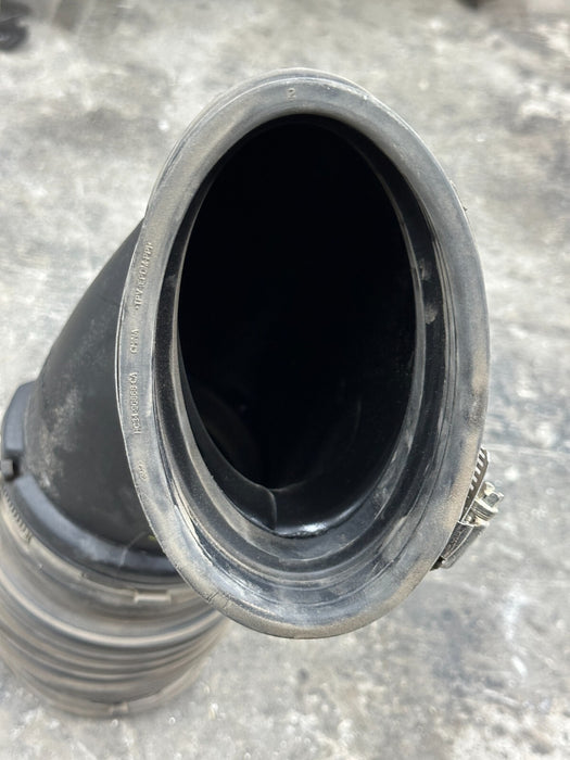 2023 2024 FORD F250 F350 CLEAN AIR INTAKE TUBE LC34 9R504 AD