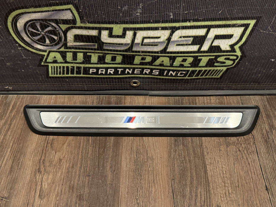 2024 BMW M3 M4 G80 G82 FRONT LEFT SILL KICK PLATE OEM *SCRATCH #6*