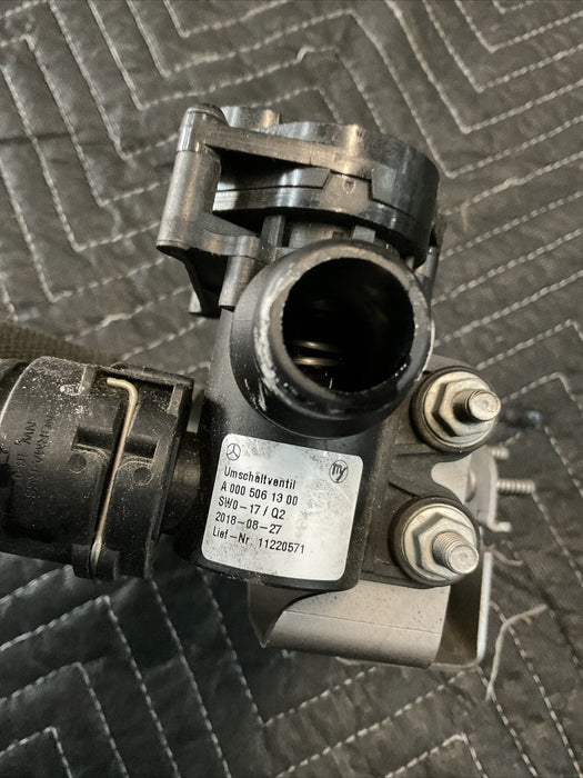 2018 MERCEDES E63S AMG HVAC HEATER CONTROL VALVE W/HOSES A000-506-13-00