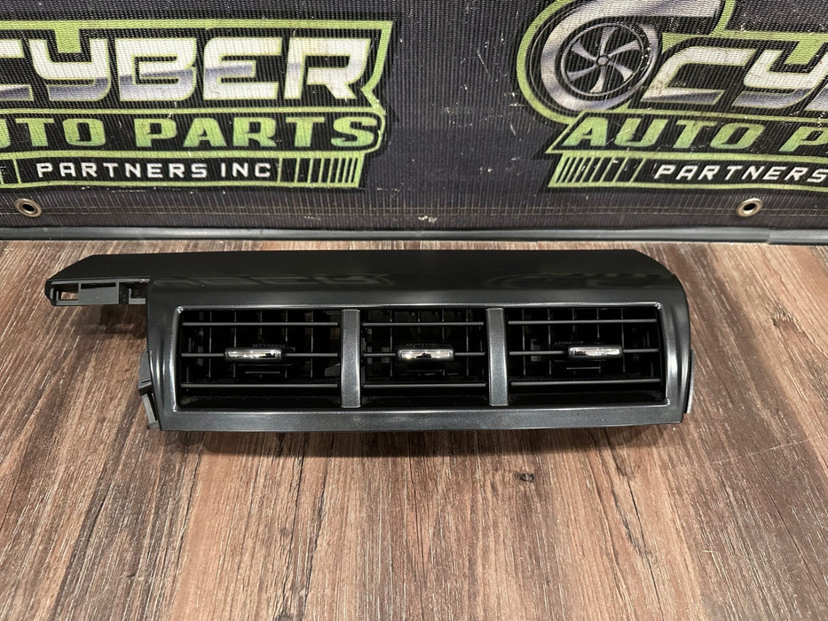2014 TOYOTA PRIUS V CENTER DASH DASHBOARD AIR VENT OUTLETS W/ TRIM PANEL OEM